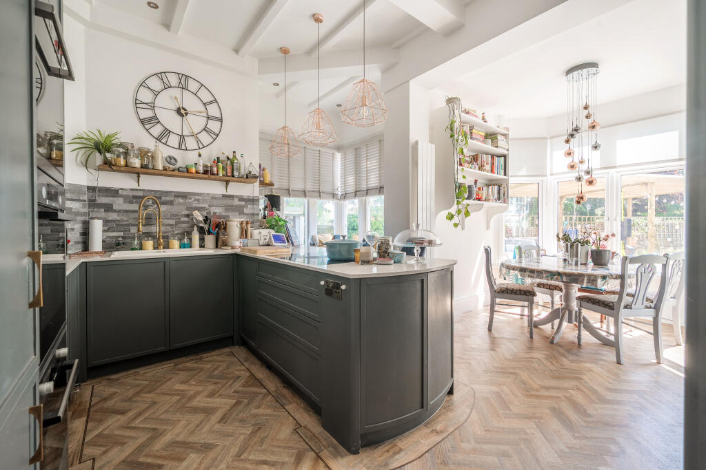 Additional image 33 of Saffrons Road, Eastbourne, East Sussex