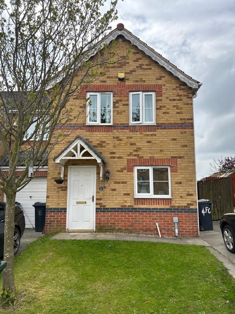 Fieldside Close, Tong, Bradford