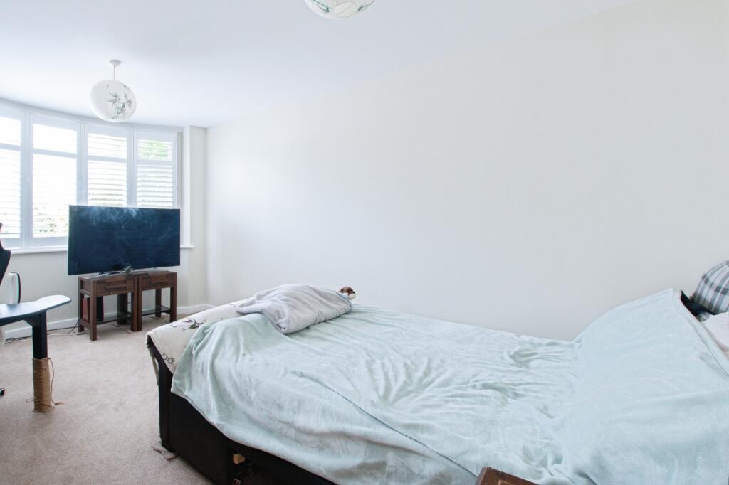 Additional image 9 of Throopside Avenue, Bournemouth, BH9