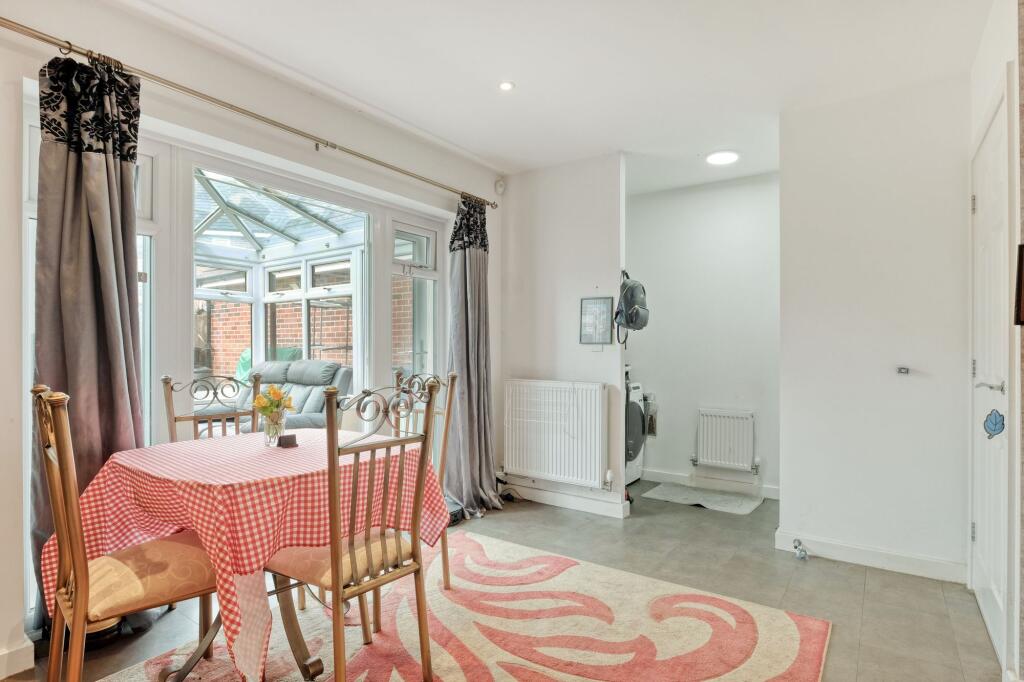 Additional image 8 of Archer Drive, Cheswick Green, B90