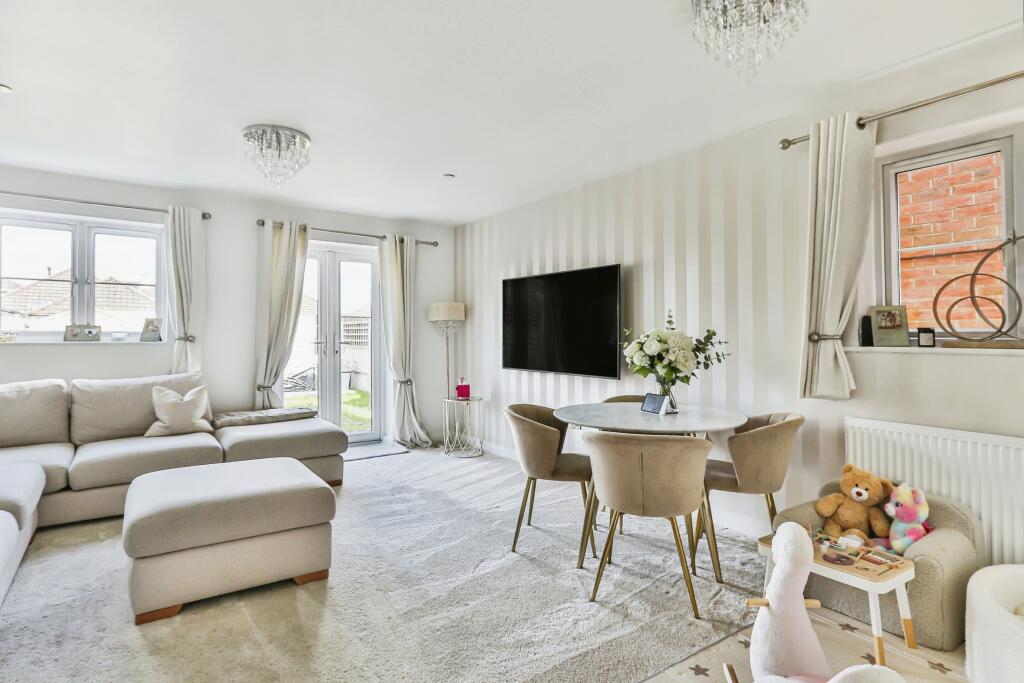 Additional image 5 of Uplands Gardens, BOURNEMOUTH, Dorset, BH8