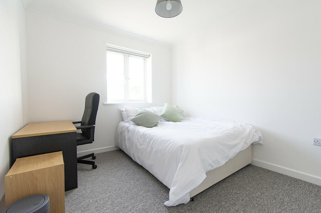 Additional image 14 of Wycliffe Road, Winton