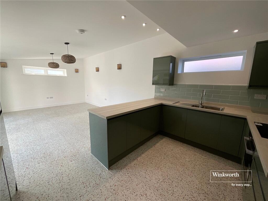 Additional image 9 of Moat Lane, Barton on Sea, New Milton, Hampshire, BH25