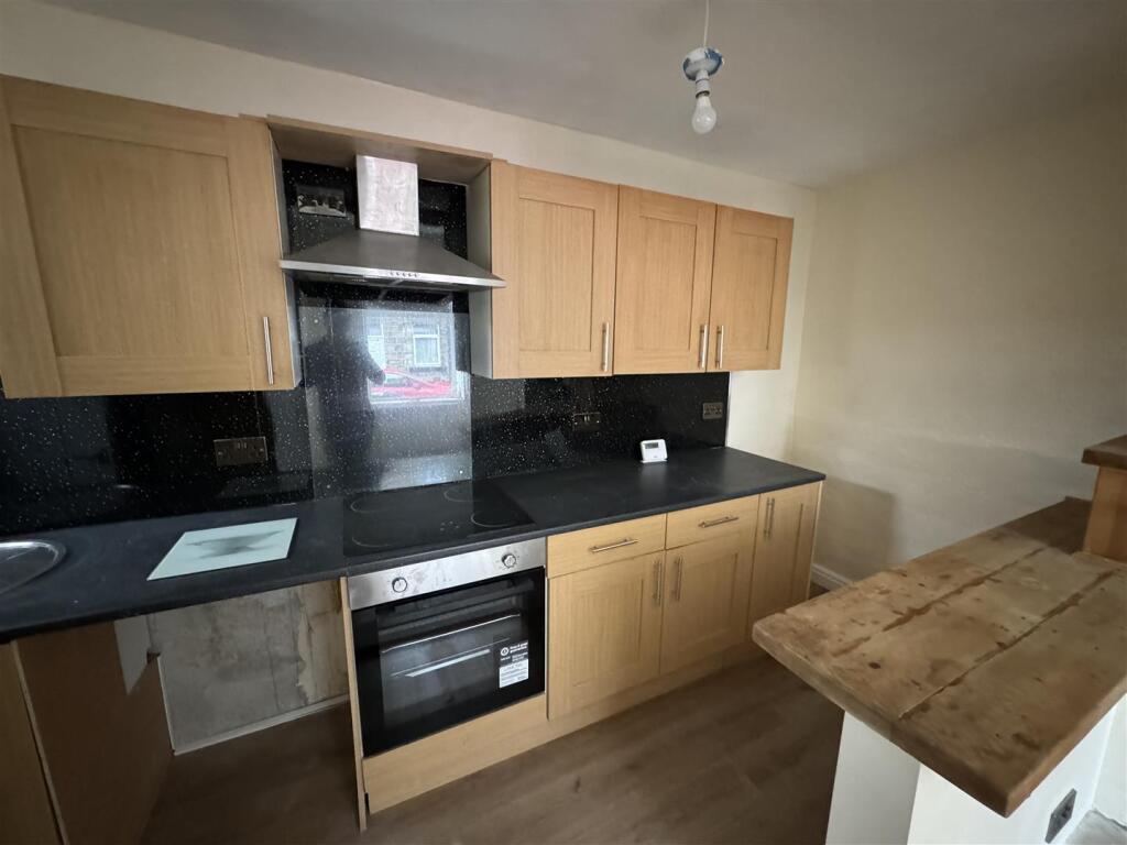 Additional image 10 of Pearl Street