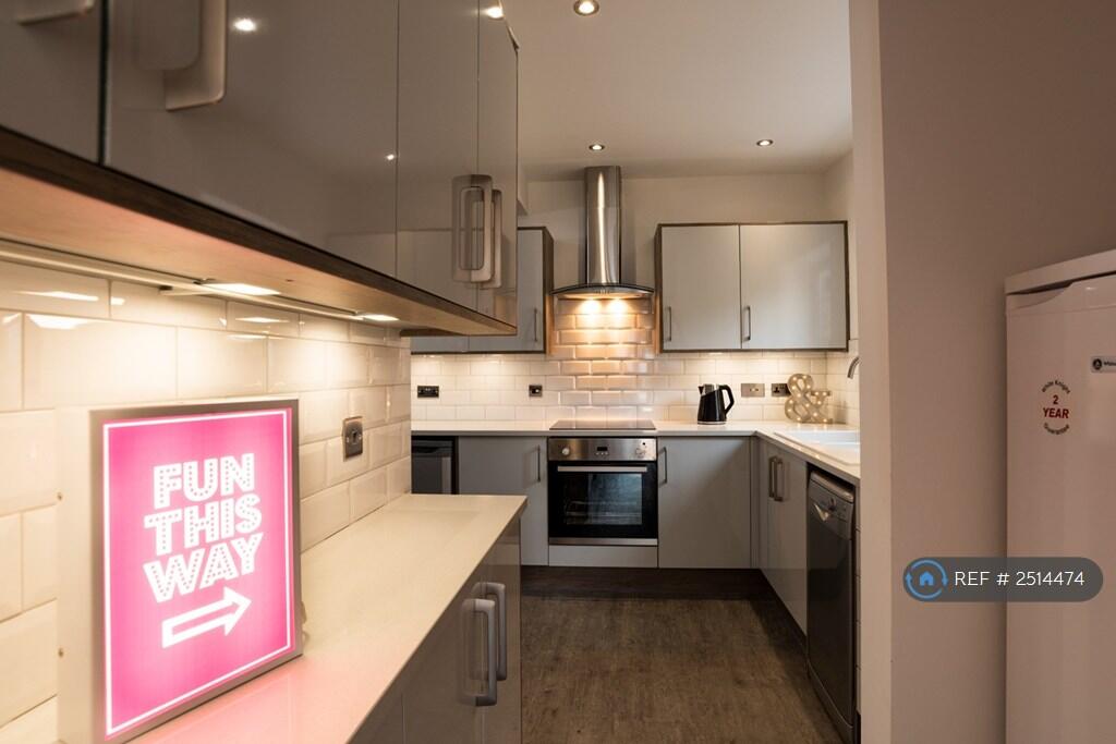 Additional image 11 of Bournemouth Road, Poole, BH14