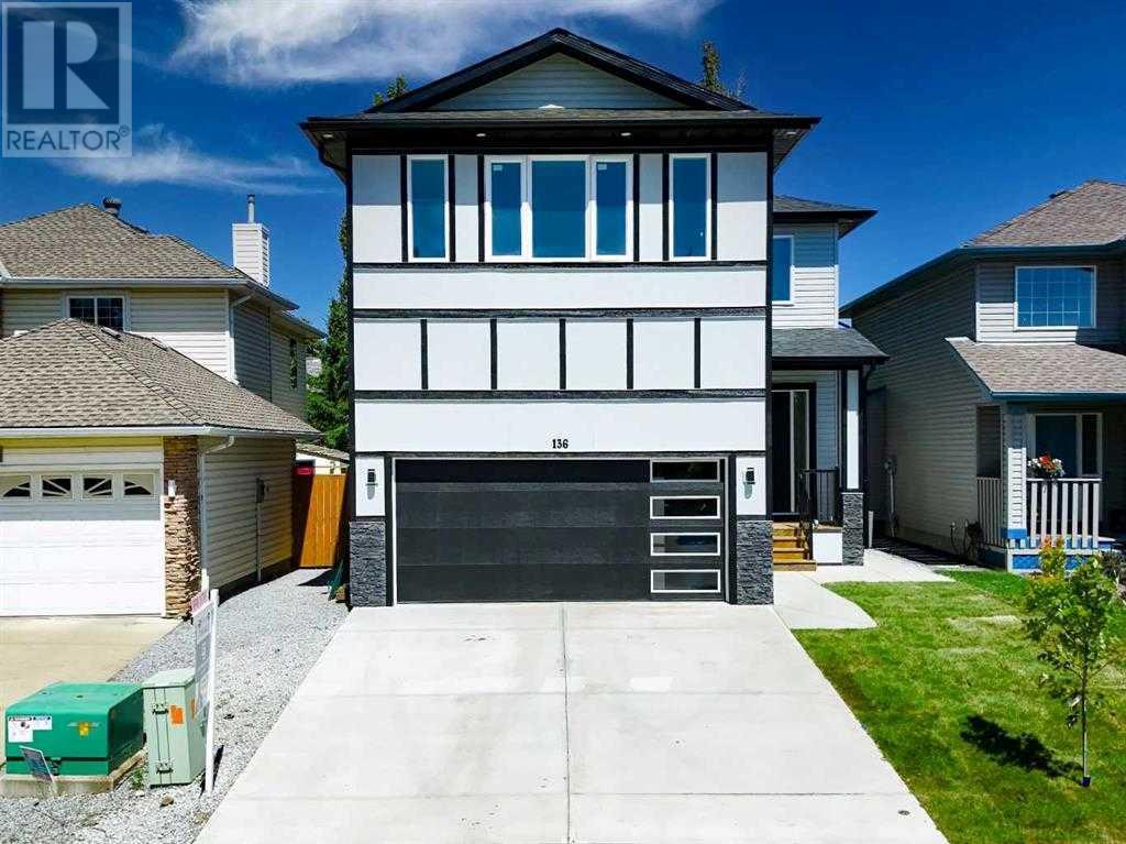 136 DOUGLAS RIDGE Green SE|Calgary, Alberta T2Z2T3