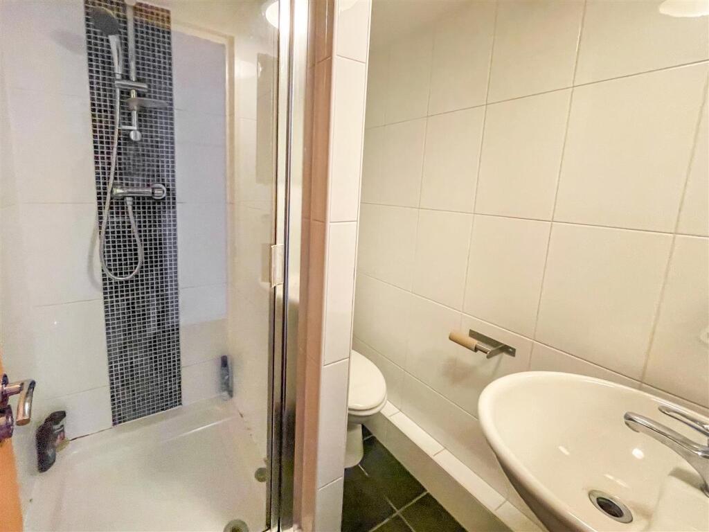 Additional image 9 of Threadfold Way, Bolton