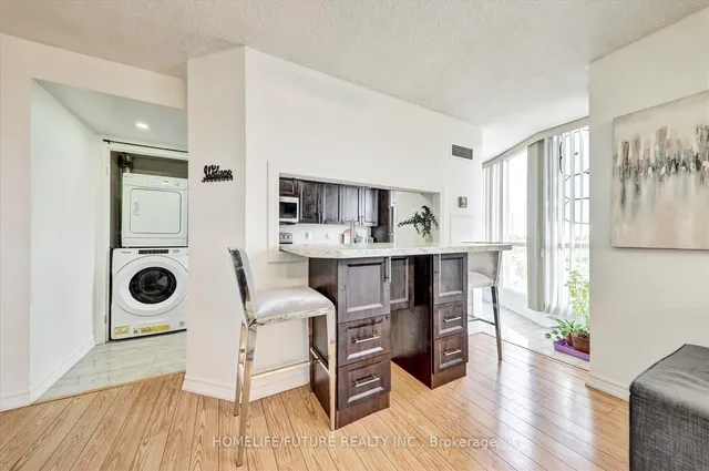 Additional image 10 of 2550 Lawrence Ave Unit 410