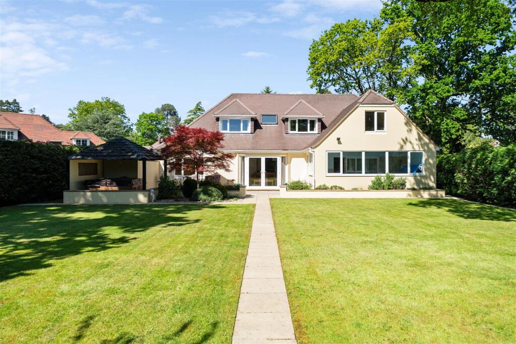 Additional image 16 of Crescent Walk, West Parley, Ferndown