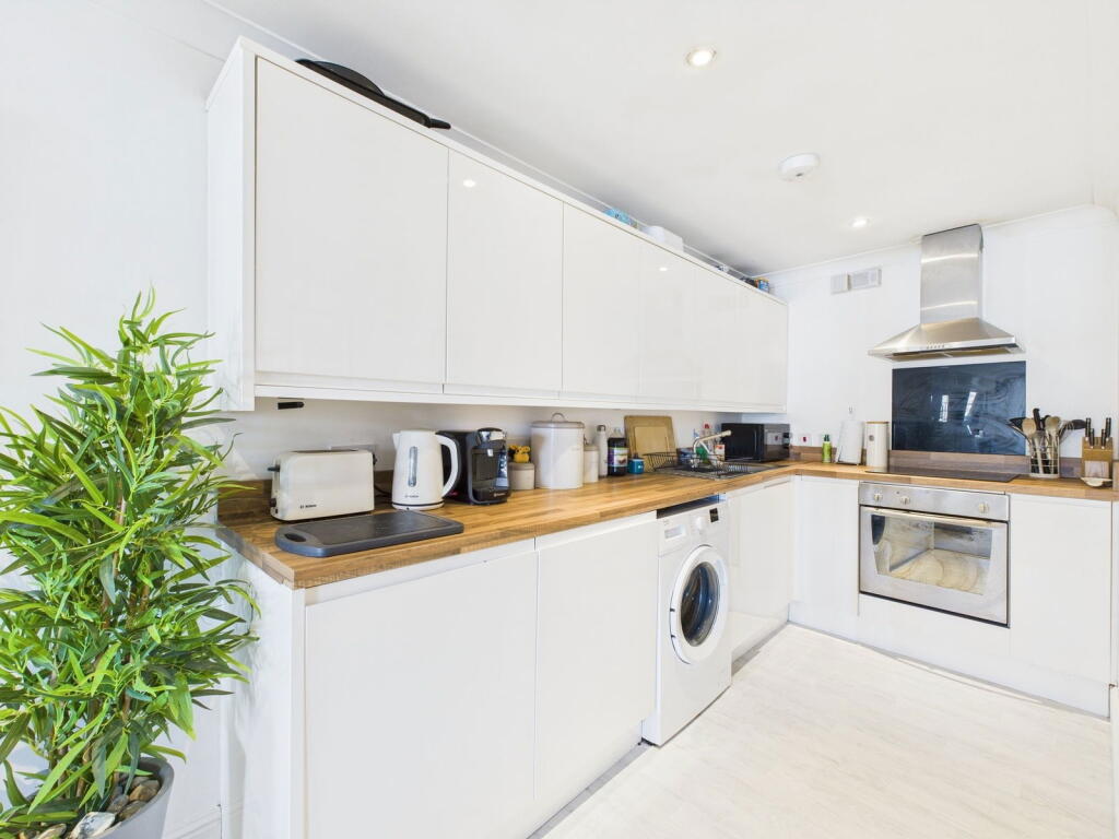 Additional image 3 of South View Lodge, South Street, Lancing