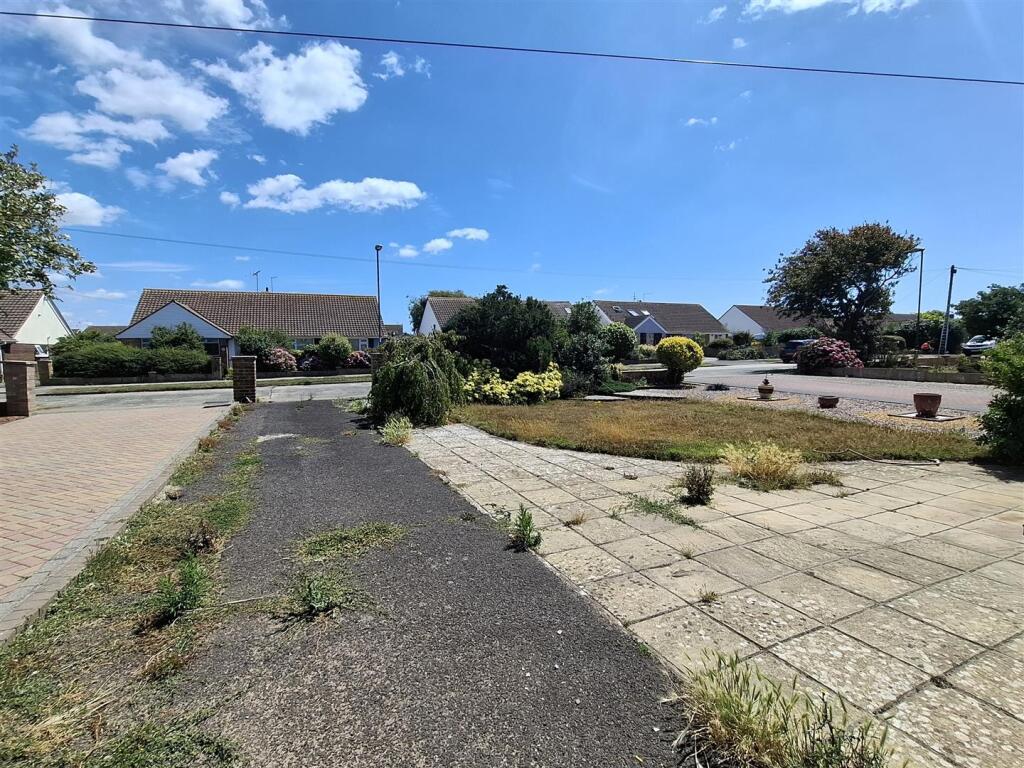 Additional image 4 of Esher Drive, Littlehampton