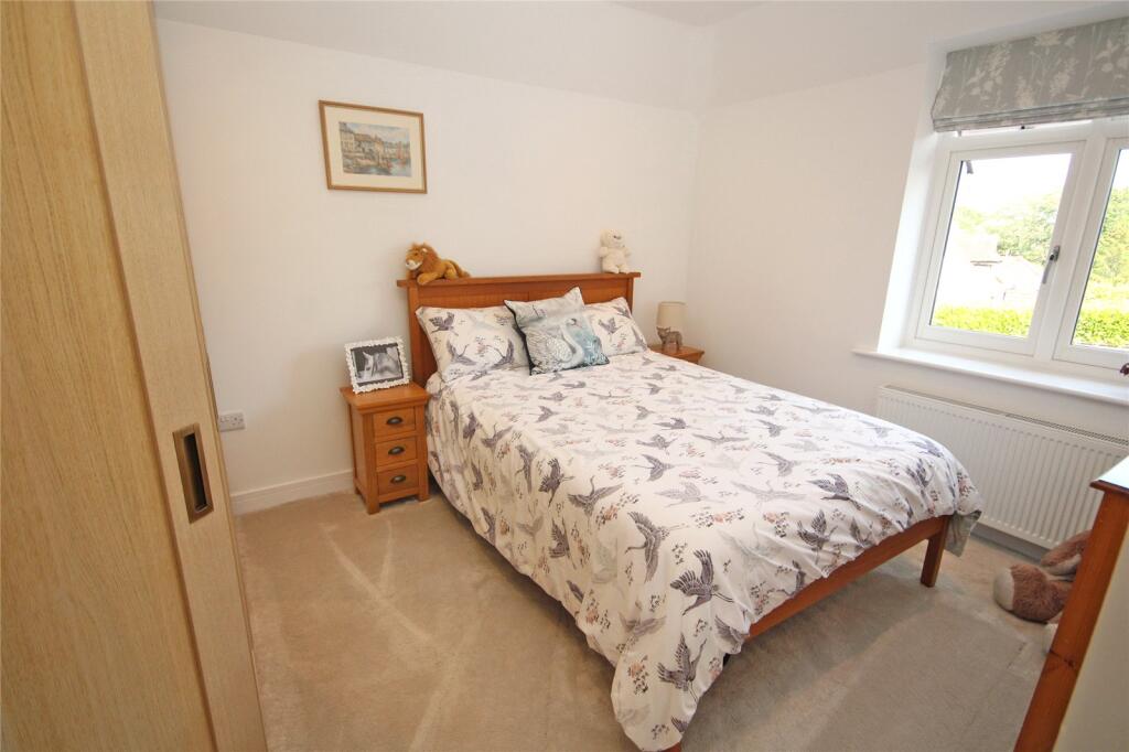 Additional image 18 of Barton Court Avenue, Barton on Sea, New Milton, Hampshire, BH25