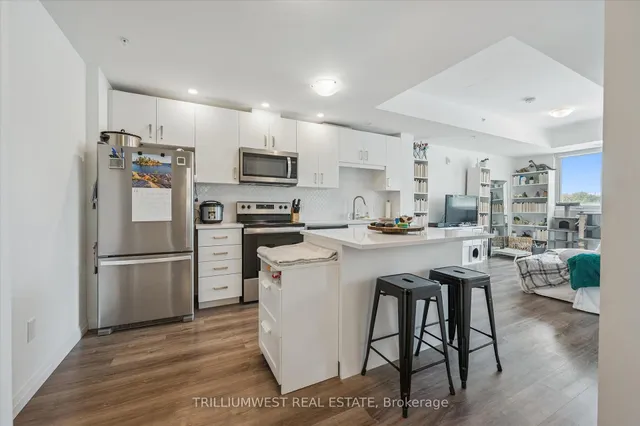 Additional image 4 of 108 Garment St Unit 213