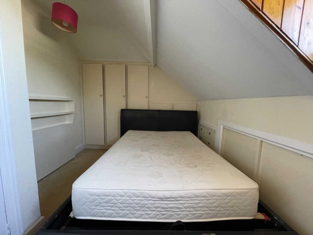 Additional image 7 of Please apply online only for Holdenhurst Road, Bournemouth