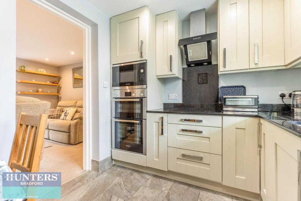 Additional image 8 of Frizley Gardens, Frizinghall, Bradford, West Yorkshire, BD9 4LY