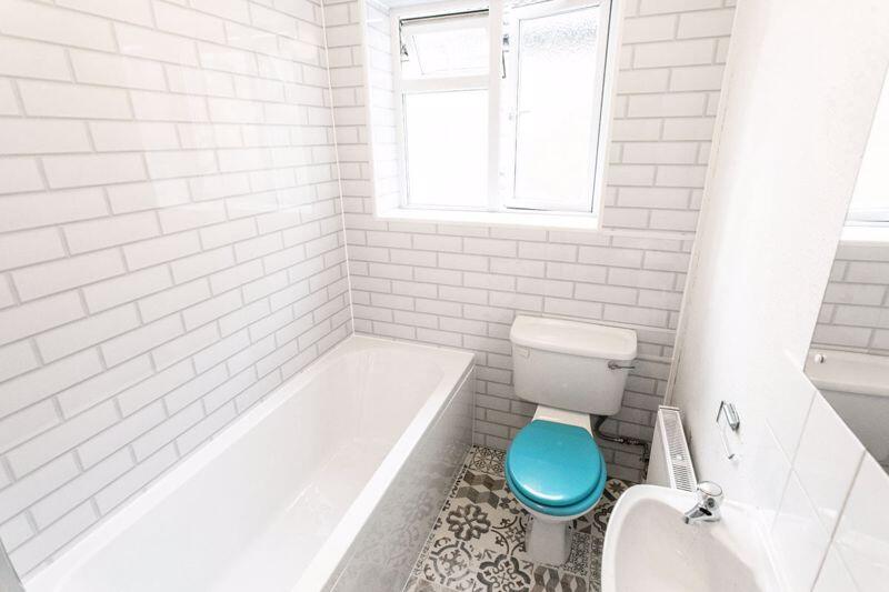 Additional image 5 of Five Bedroom Flat, Bills Included