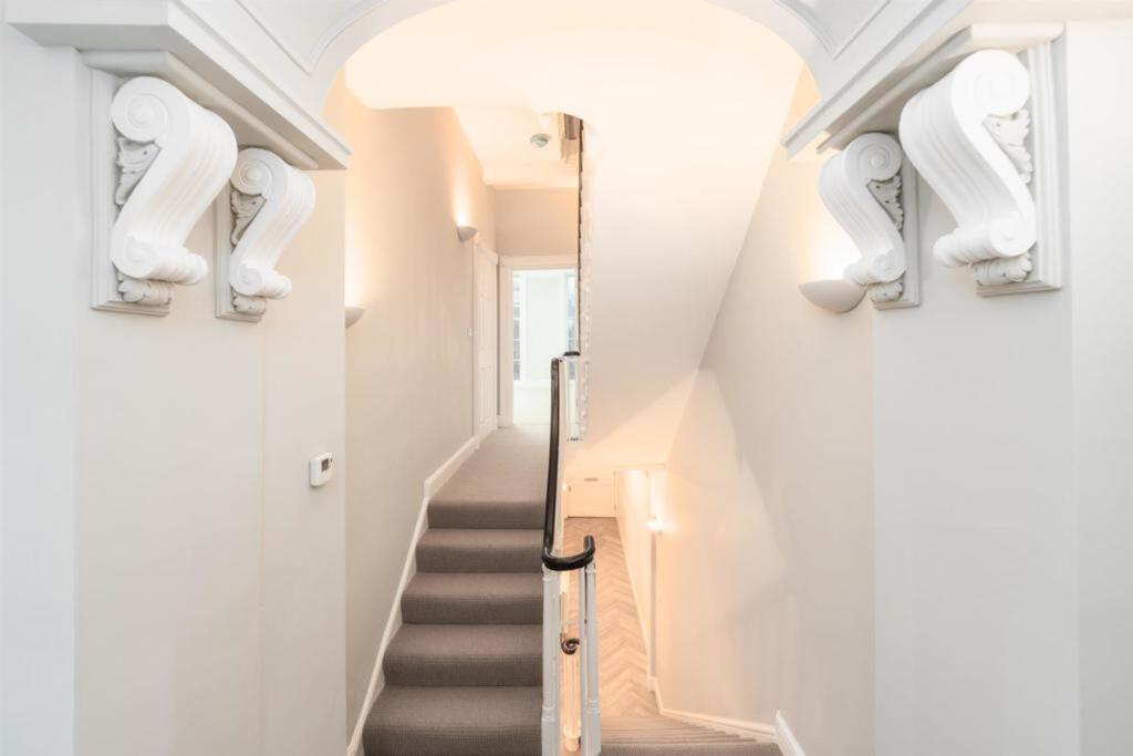 Additional image 19 of The Steyne, Worthing, BN11