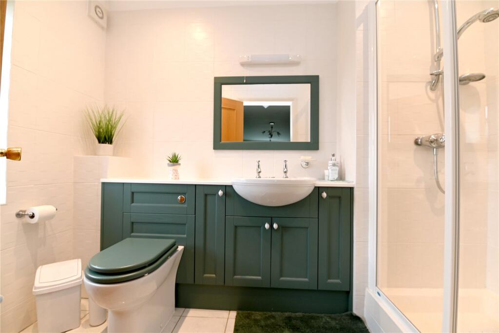 Additional image 12 of Grove Gardens, Barton on Sea, New Milton, Hampshire, BH25