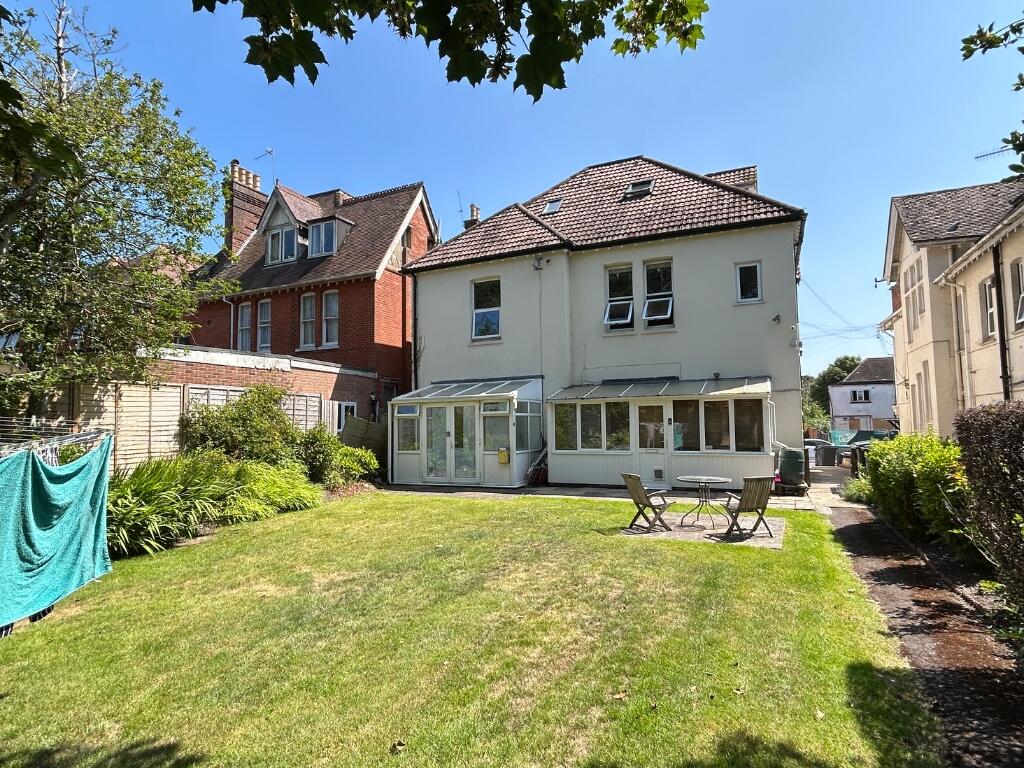 Additional image 13 of Glen Road, Boscombe Spa, studio flat with conservatory