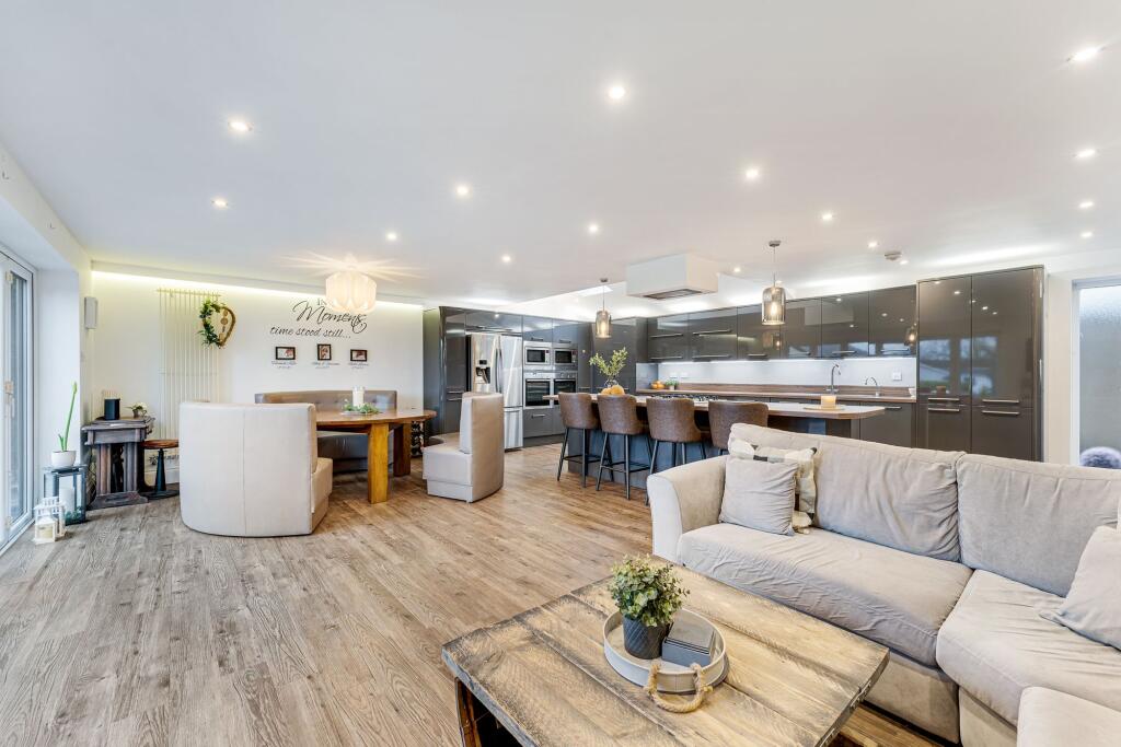 Additional image 12 of Hunt Fold House, Greenmount, BL8 4 - An Idyllic Setting for Family Life