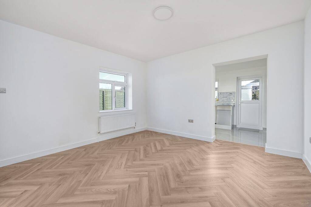 Additional image 6 of Freshbrook Road, Lancing, BN15