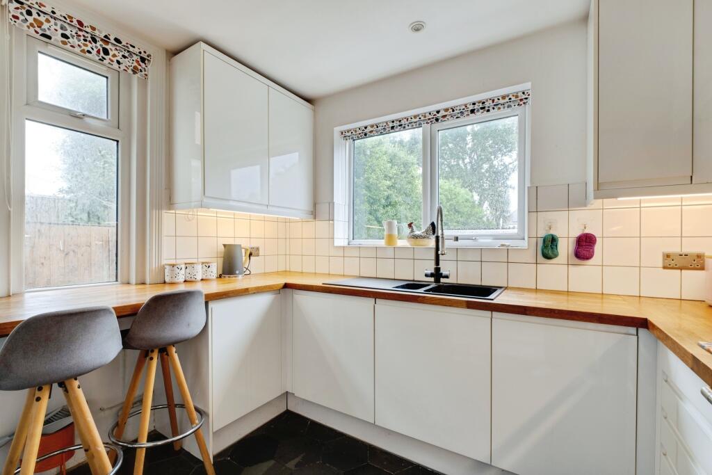 Additional image 8 of Richmond Park Crescent, Bournemouth, BH8