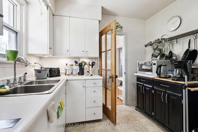 Additional image 7 of 4423 Lawrence Ave