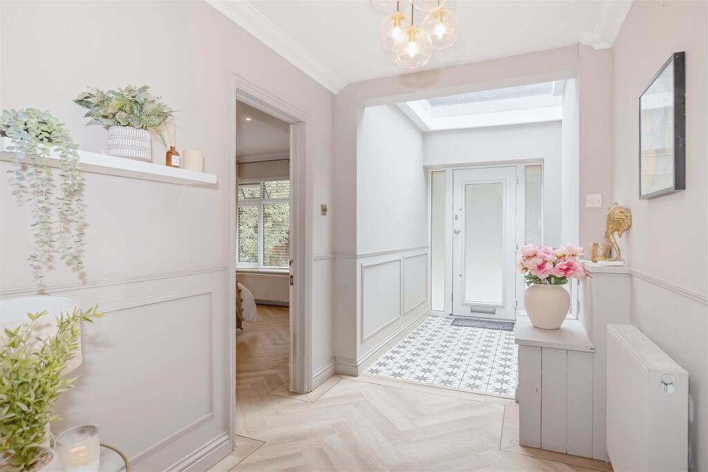 Additional image 25 of Chesswood Road, Worthing