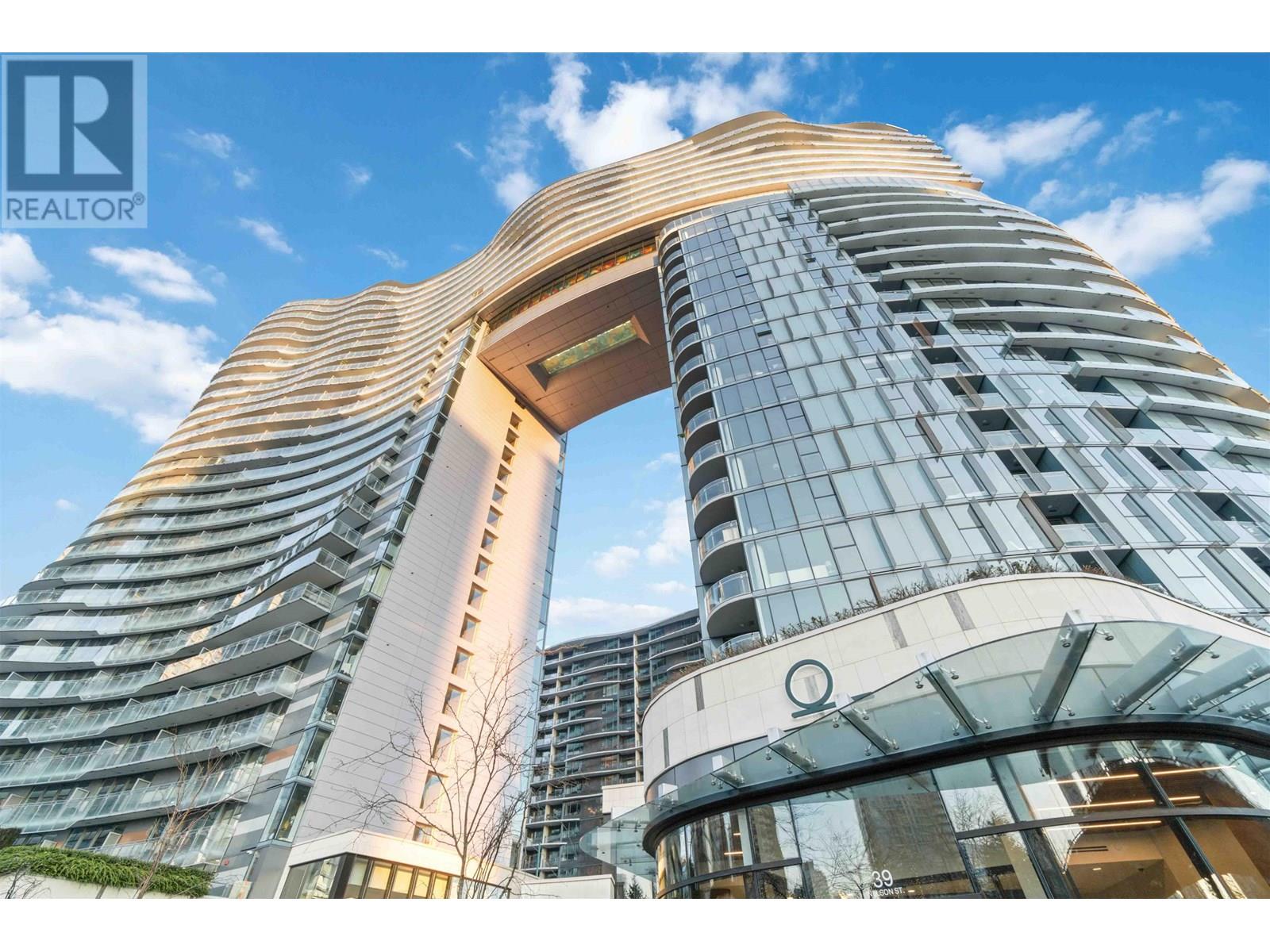 1387 87 NELSON STREET|Vancouver, British Columbia V6Z0E8