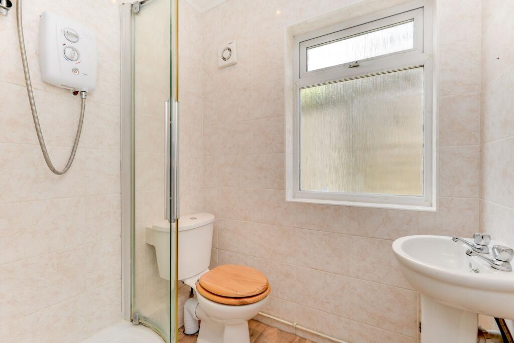 Additional image 11 of Madeira Avenue, Worthing, BN11