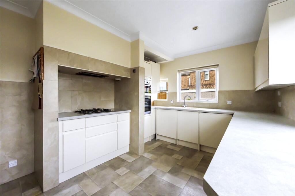 Additional image 31 of George V Avenue, Worthing, West Sussex, BN11