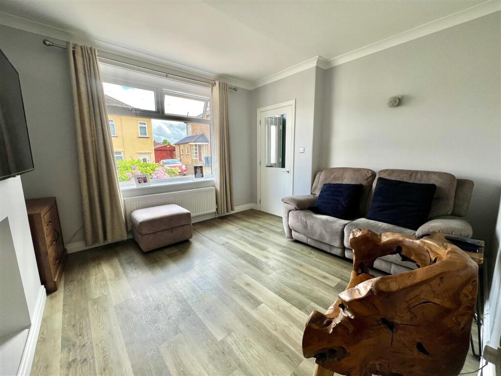 Additional image 4 of Exley Crescent, Keighley