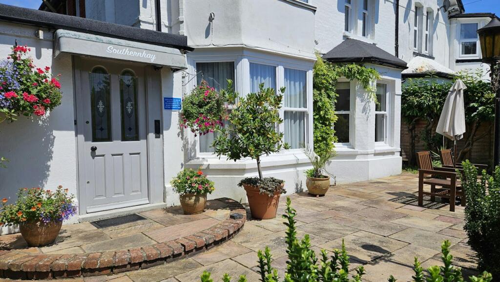 Additional image 9 of Southernhay Guest House, 42 Alum Chine Road, Bournemouth, BH4 8DX
