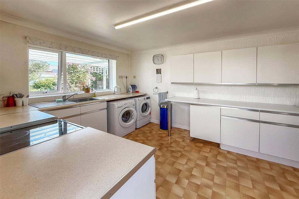 Additional image 7 of Oakcroft Gardens, Littlehampton, West Sussex