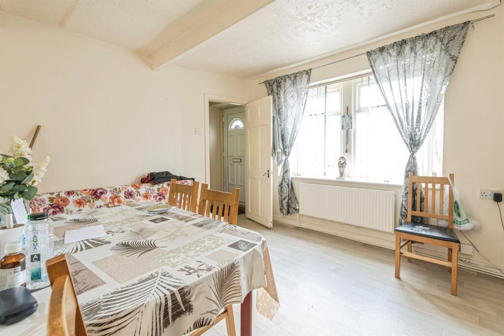 Additional image 6 of Parratt Row, Bradford