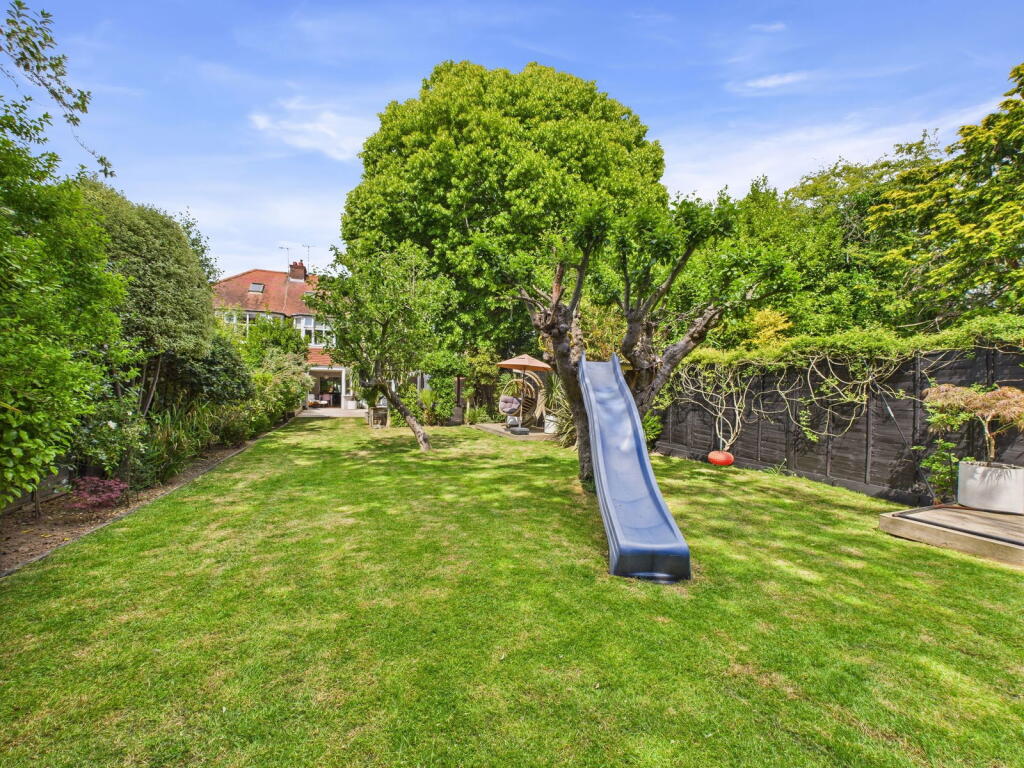 Additional image 24 of Rugby Road, Worthing, BN11