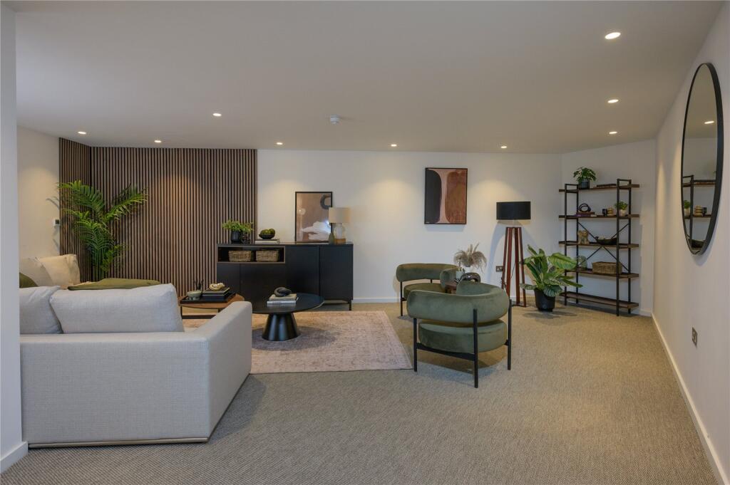 Additional image 5 of 1 St James's Passage, Bath, Somerset, BA1