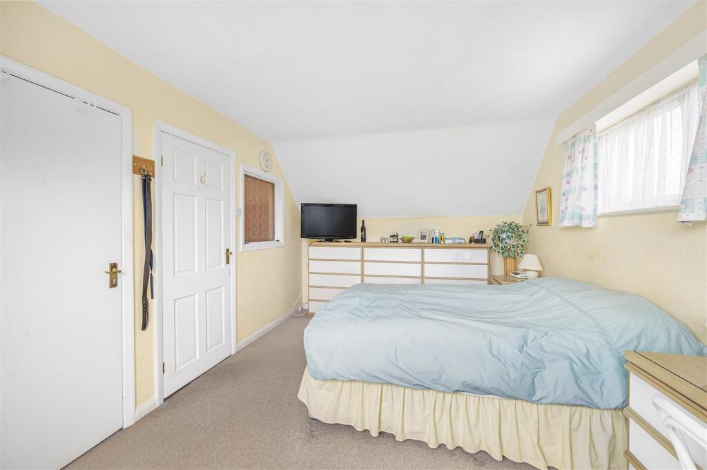 Additional image 13 of Chesterton Avenue, Seaford