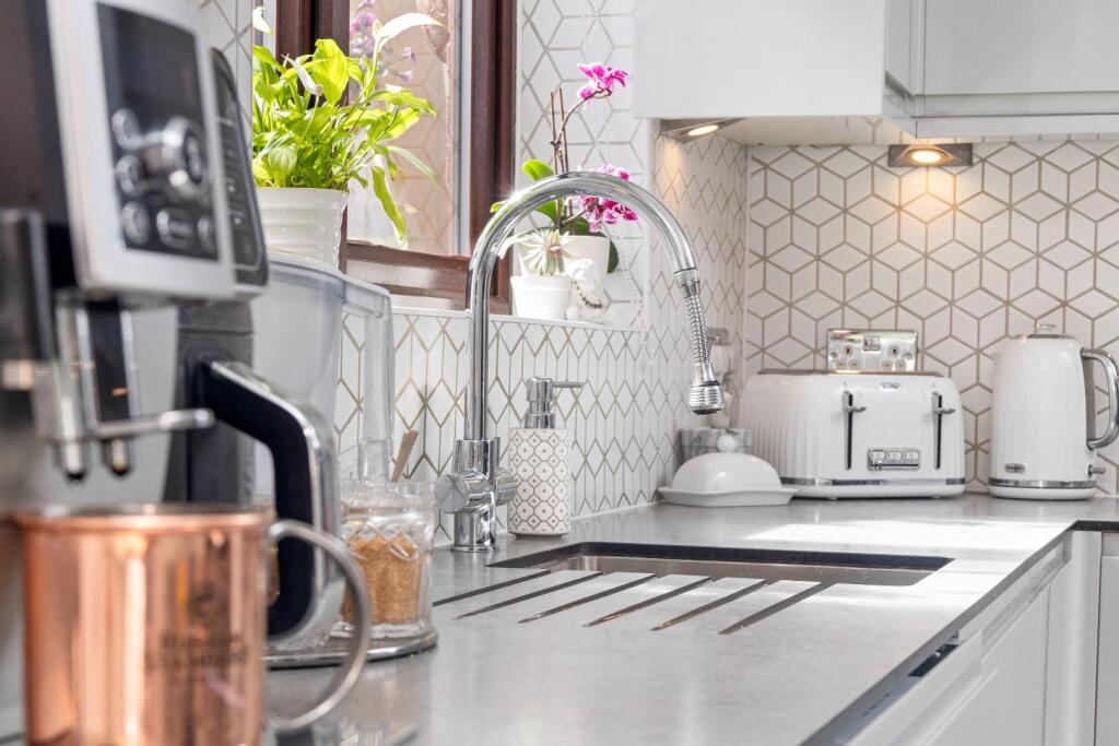 Additional image 10 of Hurstfield, Lancing