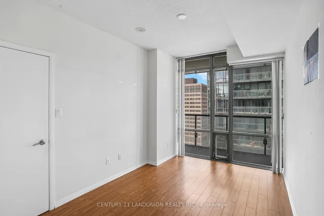 Additional image 11 of 38 Grenville St Unit 2801