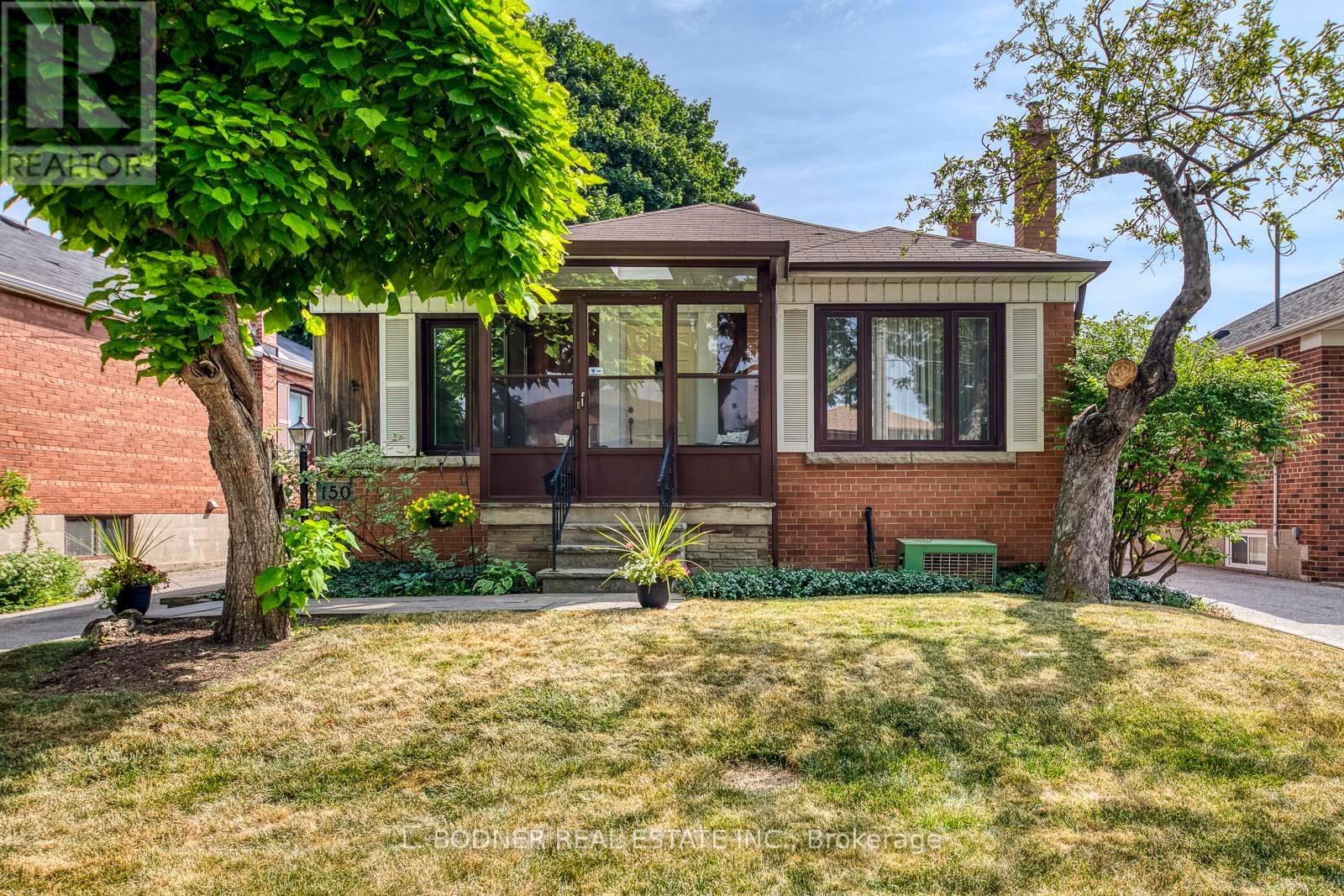 Property image for 150 SILVERHILL DRIVE|Toronto (Islington-City Centre West), Ontario M9B3W7