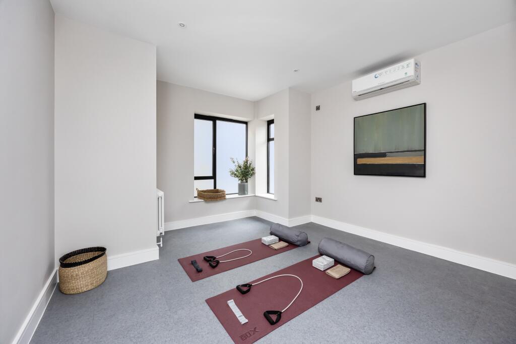 Additional image 15 of Withdean Road, Brighton, BN1