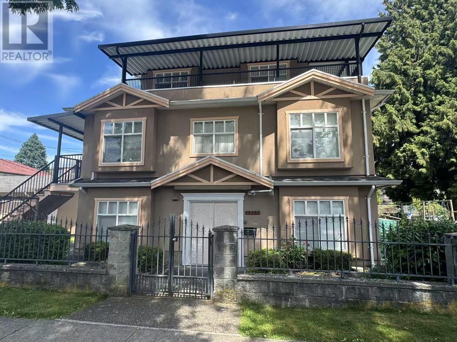 2255 E 30TH AVENUE|Vancouver, British Columbia V5N3A8