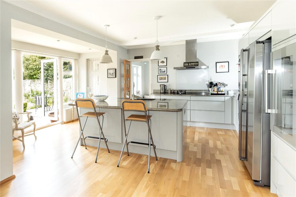 Additional image 30 of Southcliffe Road, Friars Cliff, Christchurch, Dorset, BH23