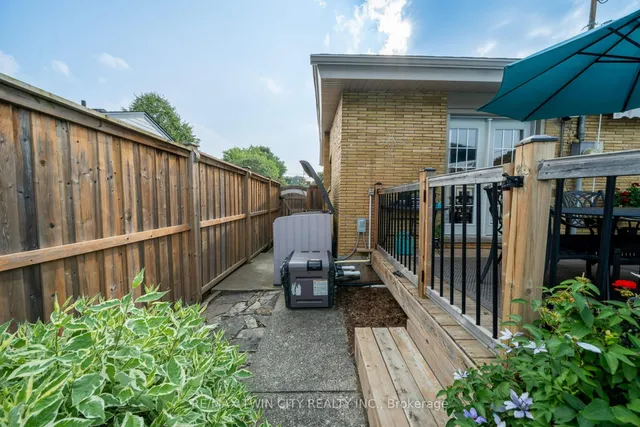 Additional image 44 of 135 Islington Ave