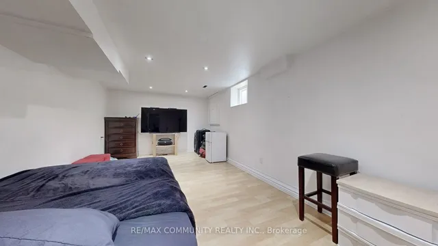 Additional image 39 of 7 Gemshaw Cres