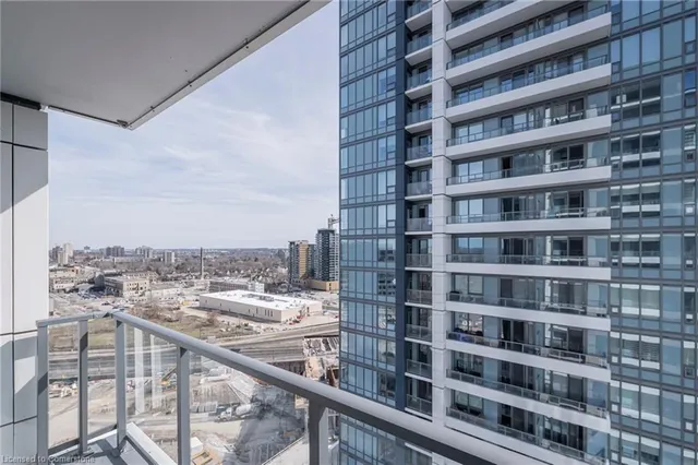 Additional image 14 of 5 Wellington St Unit 1403