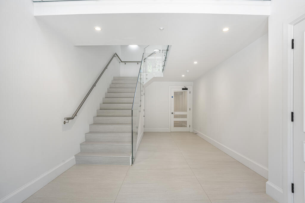 Additional image 17 of Mulberry Manor, New Road, Welwyn, Hertfordshire, AL6