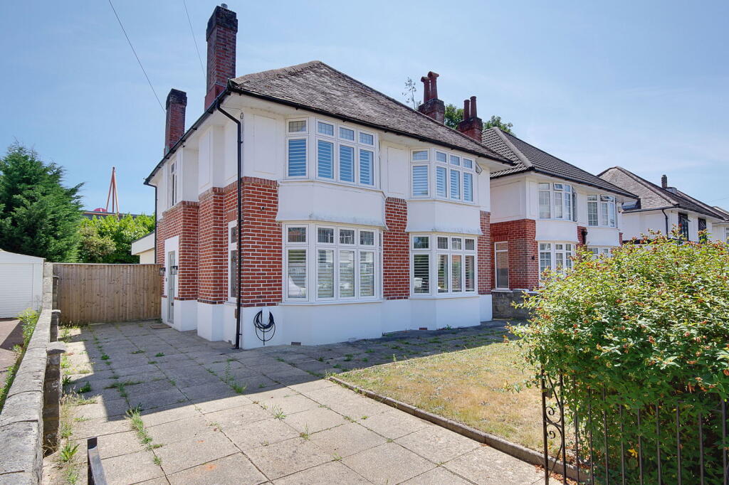 Property image for Thistlebarrow Road,Bournemouth,BH7 7AL