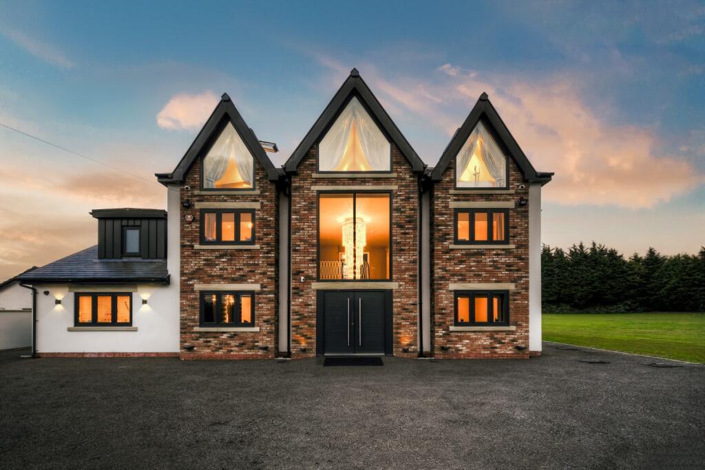 Additional image 32 of Heaton Dene, Chorley Road, Westhoughton, Bolton, BL5